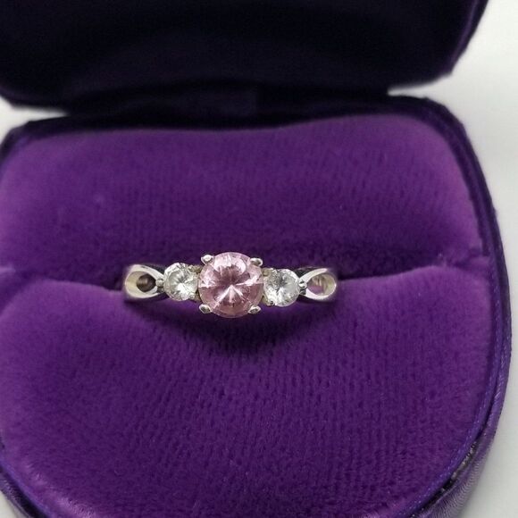 Vintage Sterling Silver Avon Pink Three Stone Ring Adjustable Band, Size 6 1/2 - Picture 3 of 11
